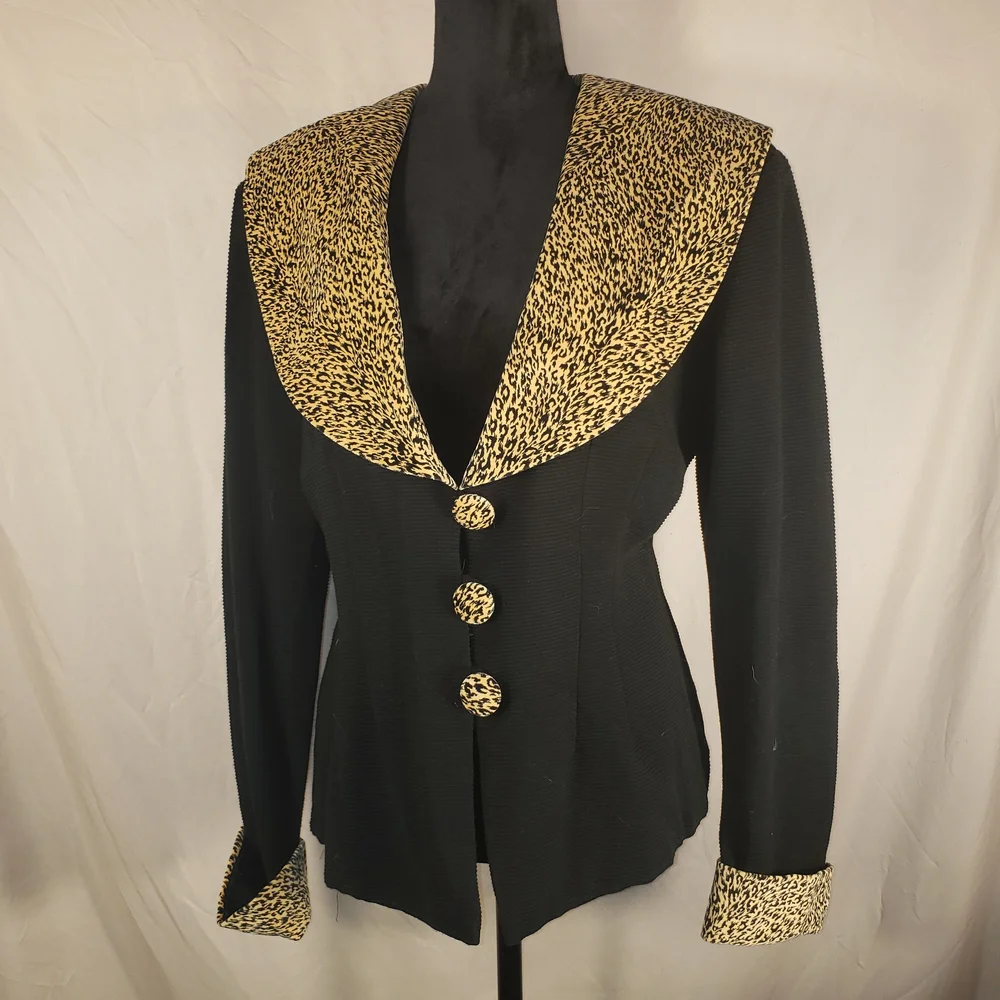 Vintage D. J. Summers Black and Gold Animal Print Women's Jacket - 12 - Picture 1 of 8
